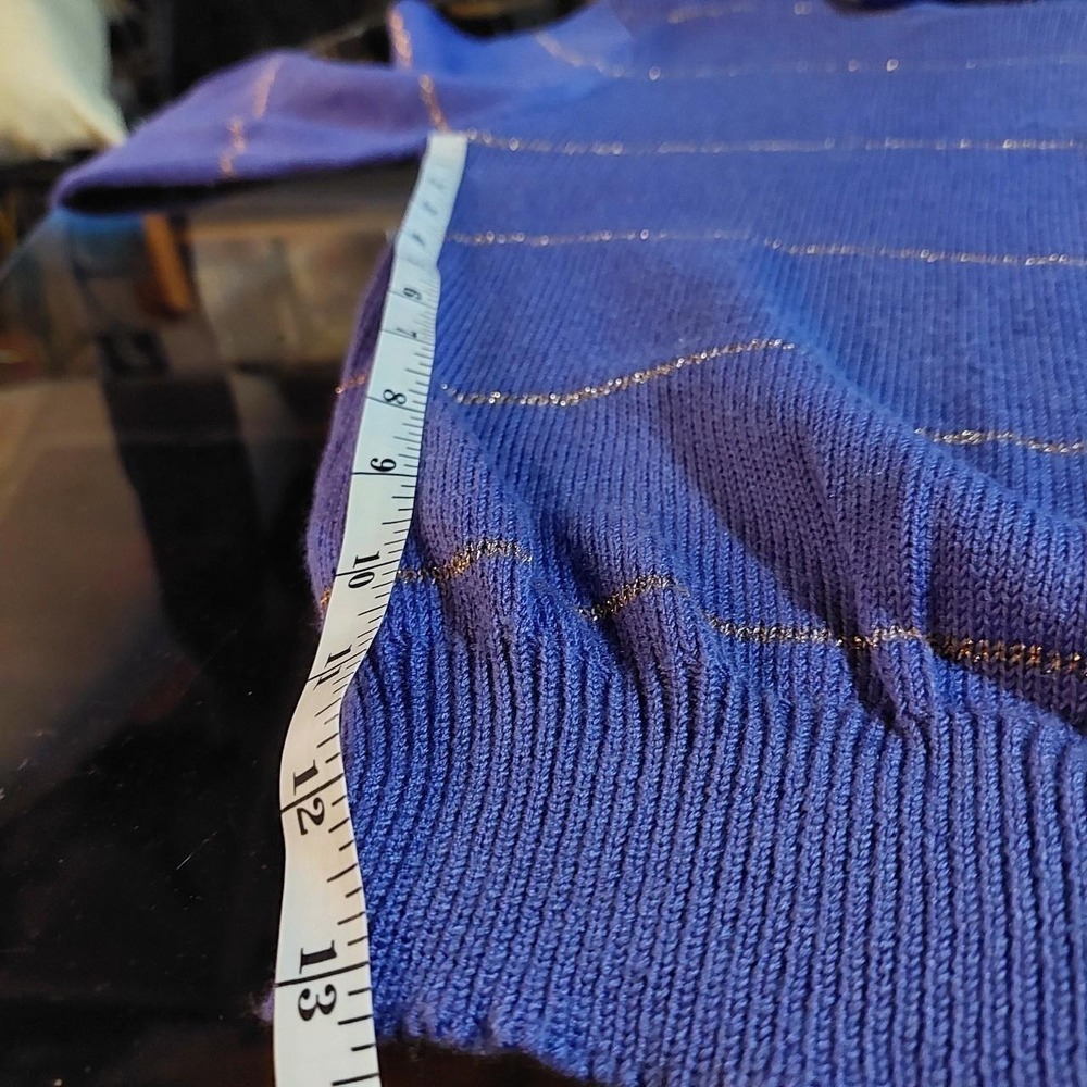 Vintage purple sweater with a ruffle collar and gold stripe detail. - Picture 5 of 7